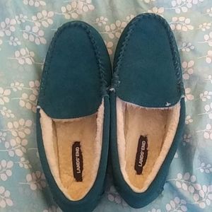 Like new Lands End slippers, blue! 8-8.5ish